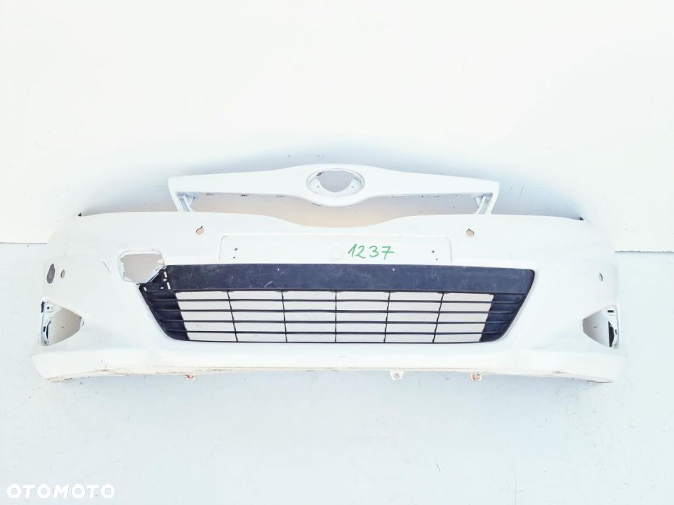 Toyota Yaris 3 III 11-14 Zderzak przód przedni PDC - 1