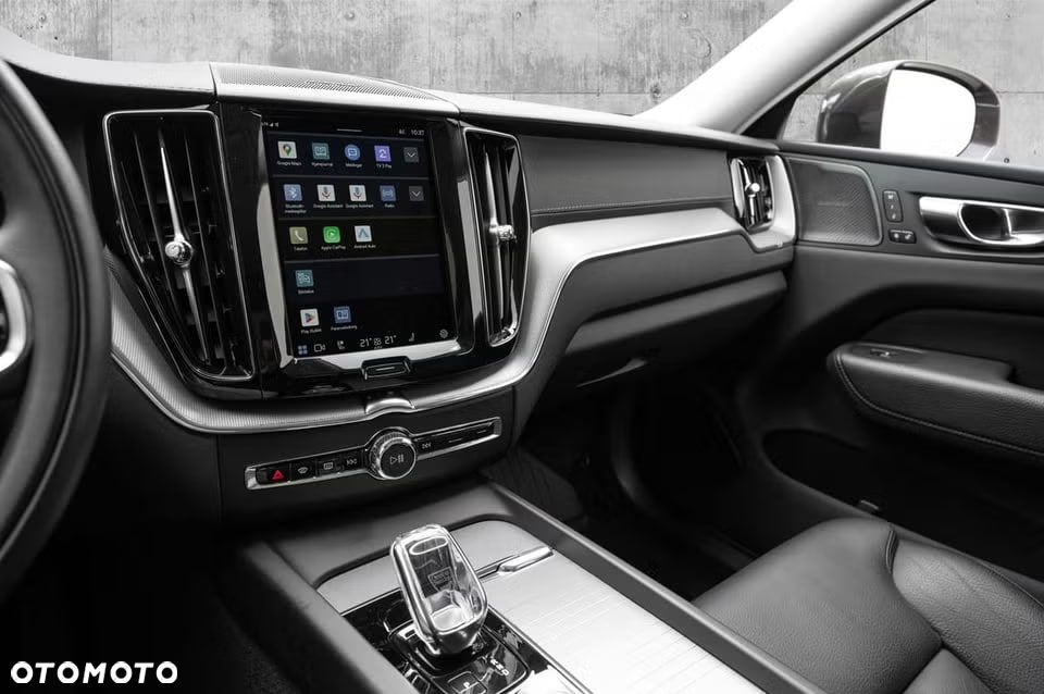 Volvo XC 60 T5 AWD Inscription - 8