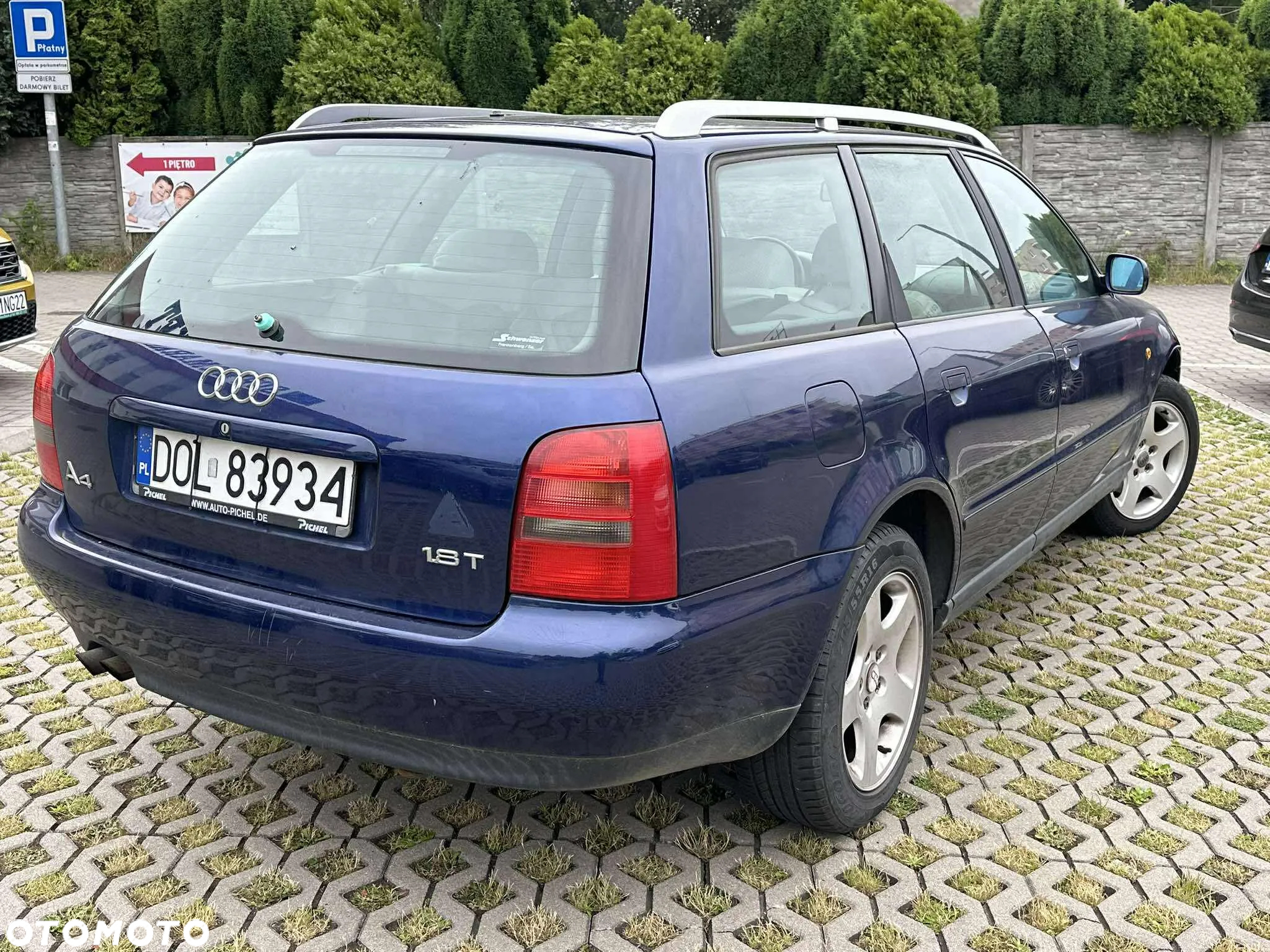 Audi A4 Avant 1.8T - 4