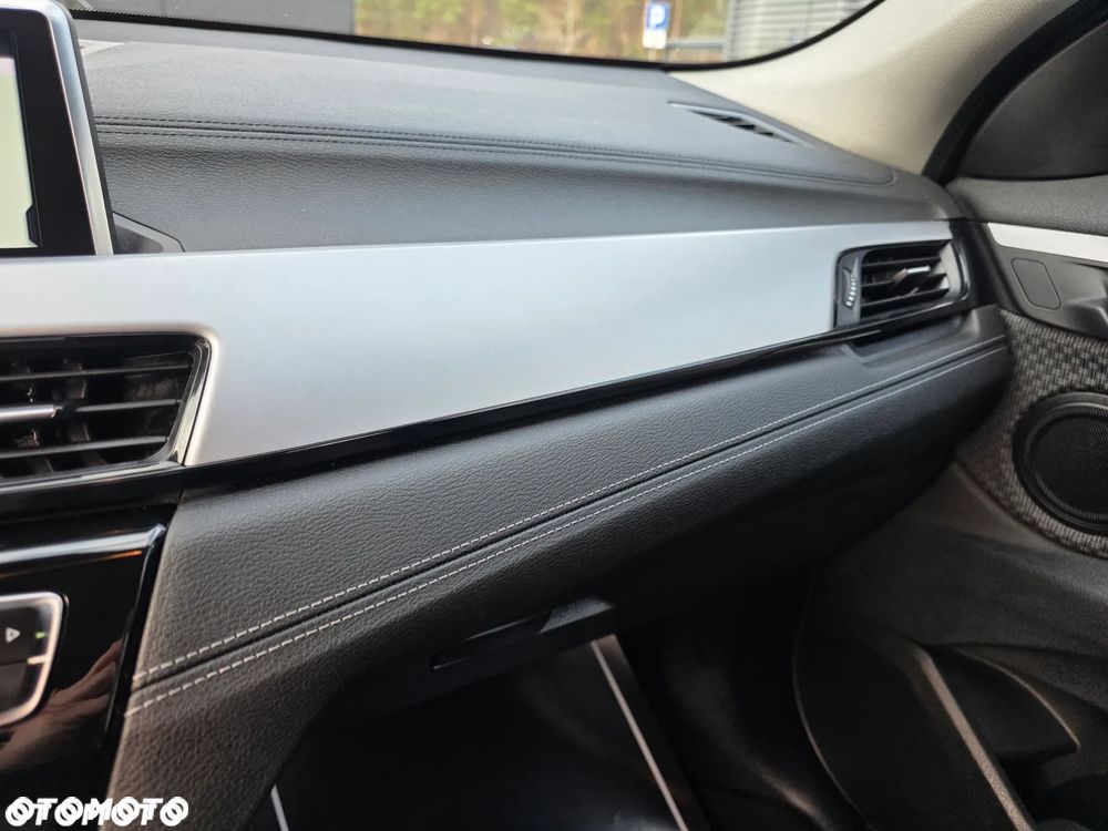 BMW X2 sDrive18i - 30