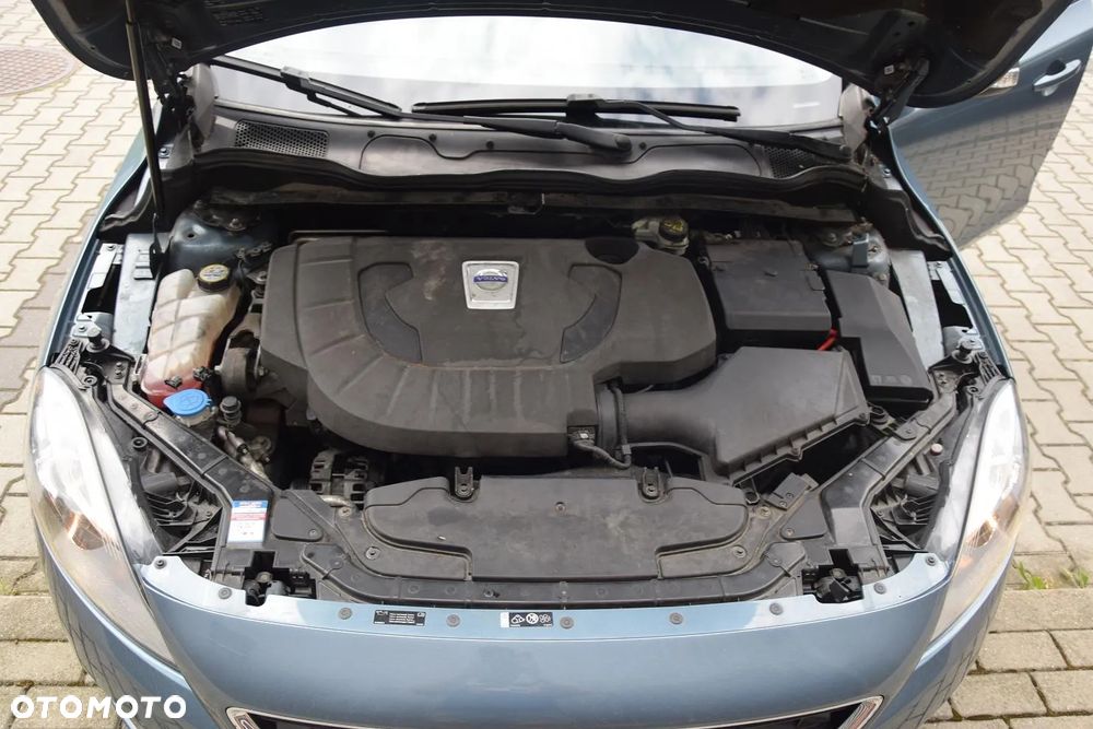 Volvo V40 D3 Summum - 21