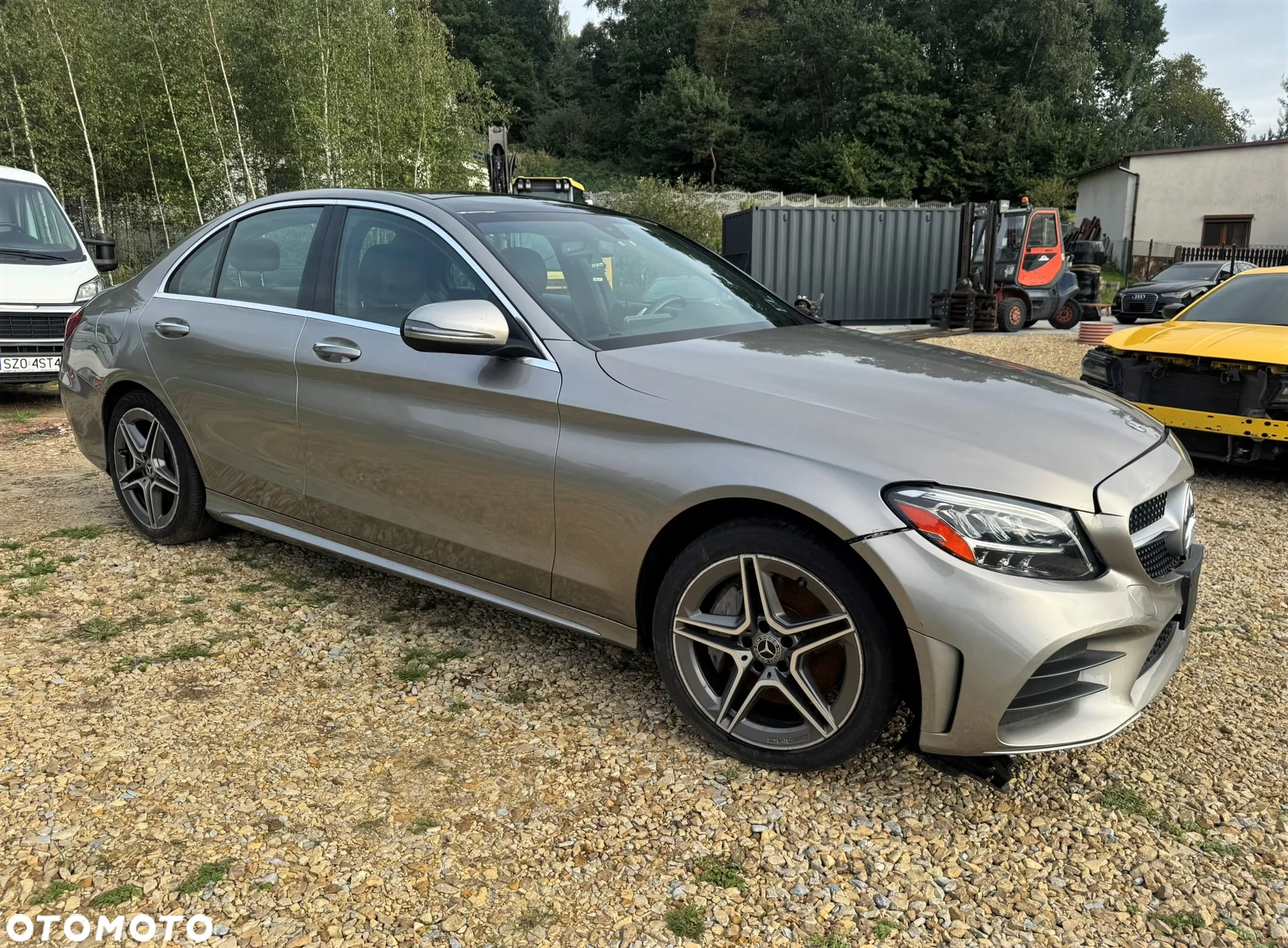 Mercedes-Benz Klasa C 300 4Matic 9G-TRONIC Edition AMG Line - 37