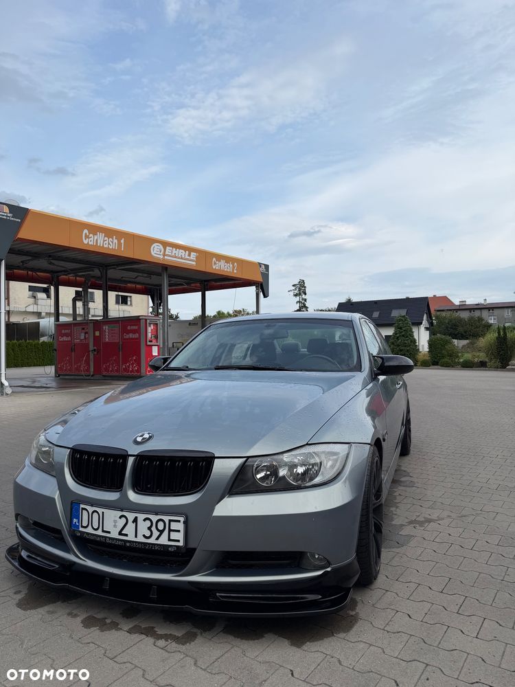 BMW Seria 3 320i - 9