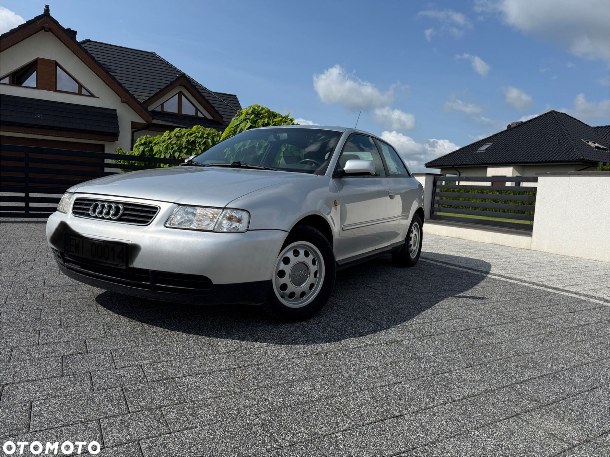 Audi A3 1.6 Attraction - 1