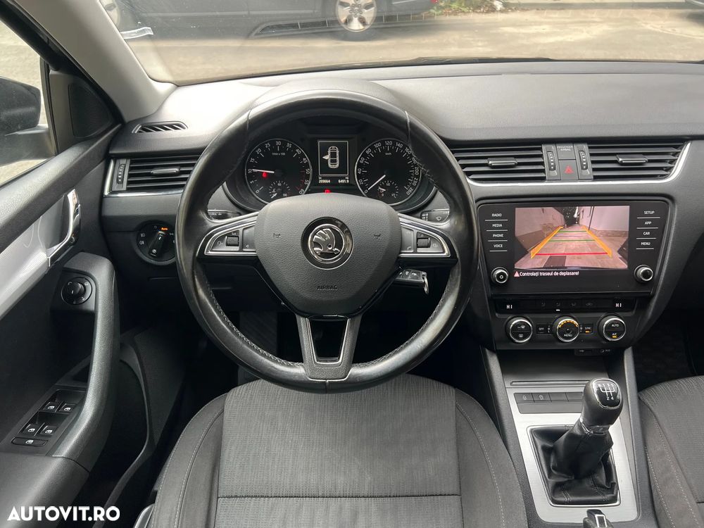 Skoda Octavia 1.6 TDI Ambition - 6