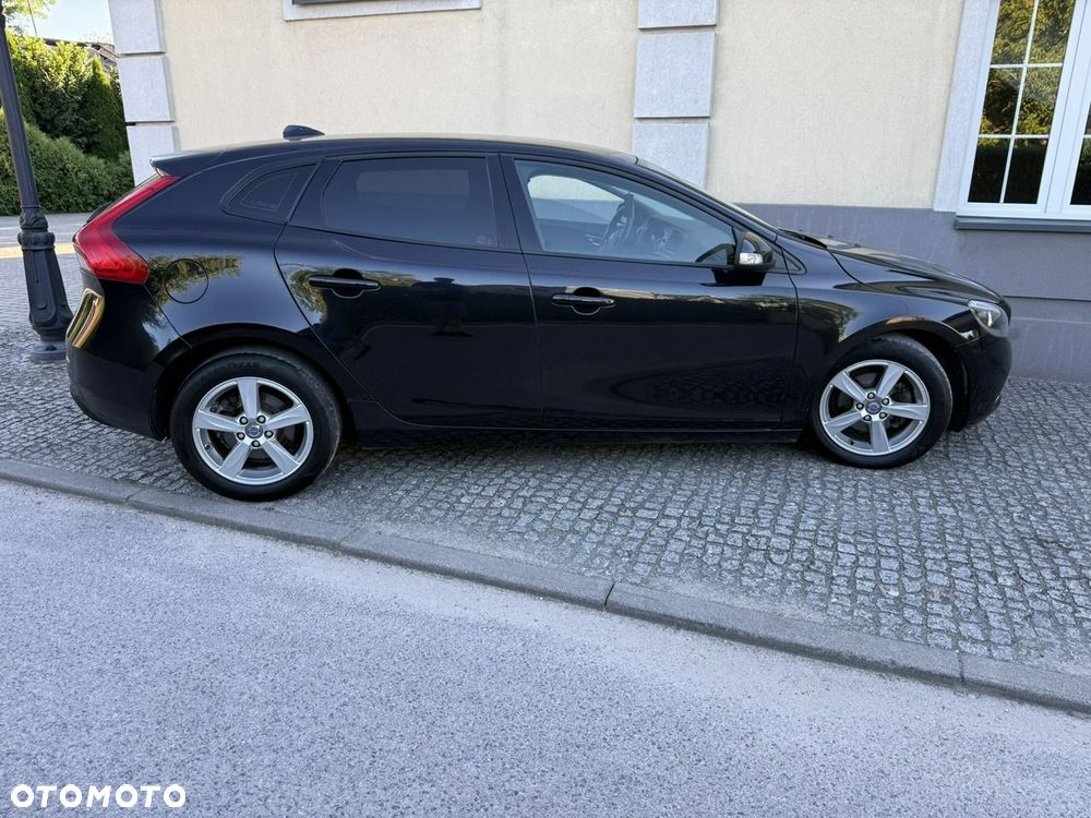 Volvo V40 - 14