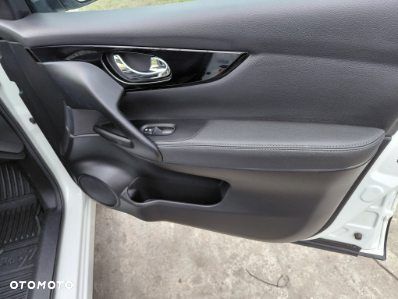 Nissan Qashqai 1.6 dCi 4x4 Tekna S&S - 12