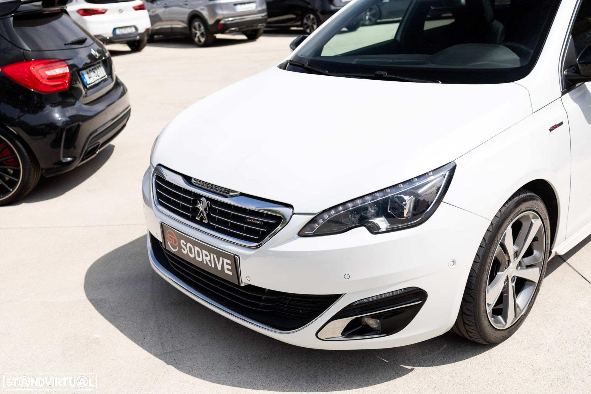 Peugeot 308 SW 1.6 BlueHDi GT Line - 13