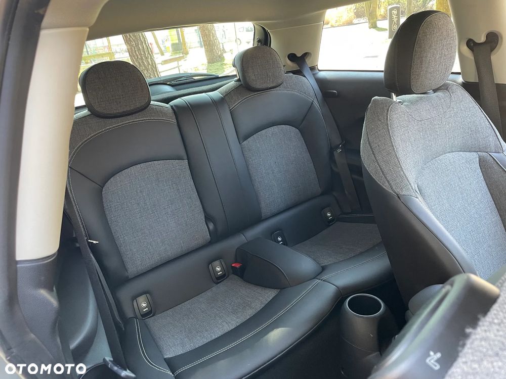 MINI Cooper Seven Chili - 10