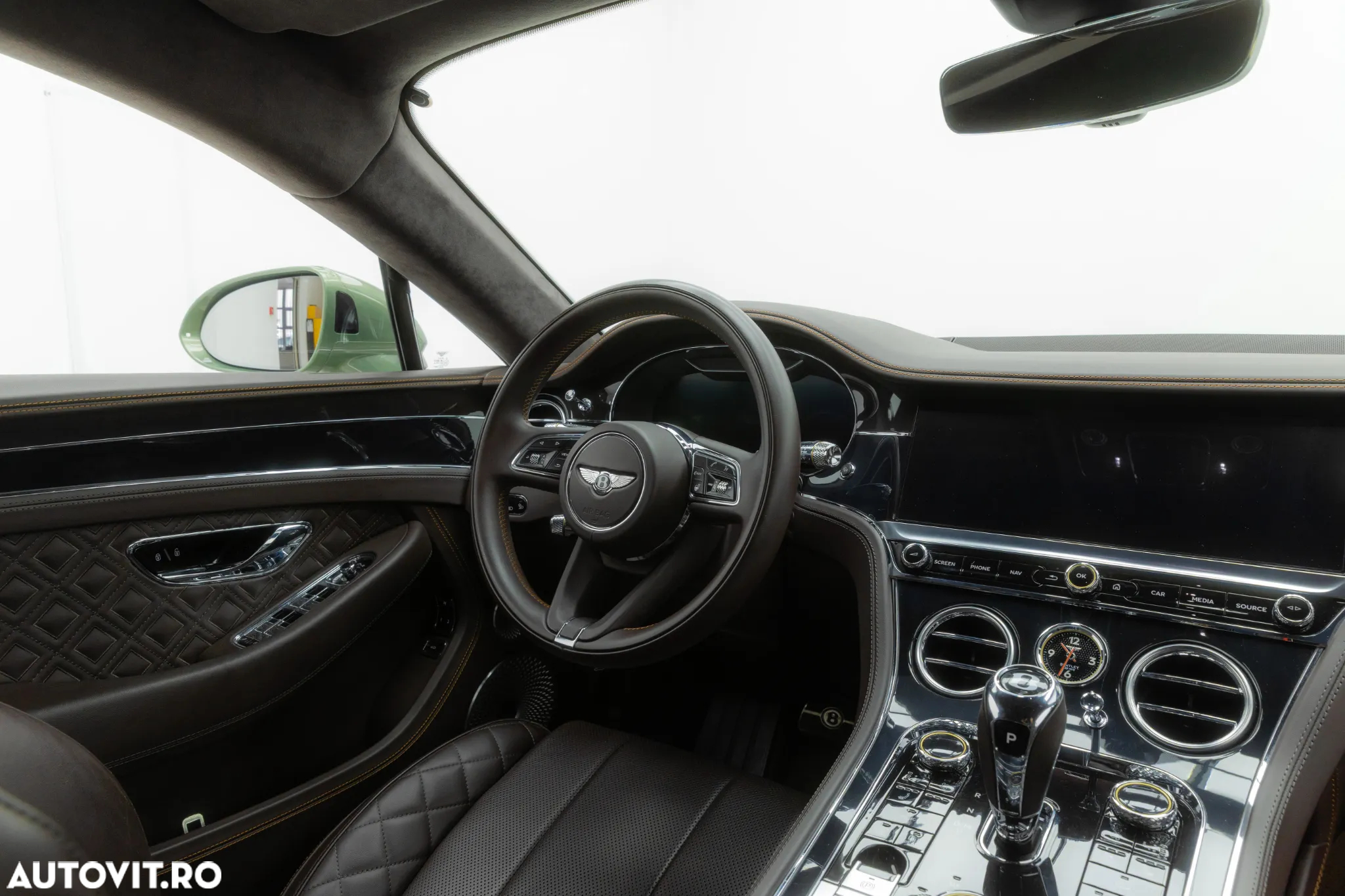 Bentley Continental New GT V8 - 29