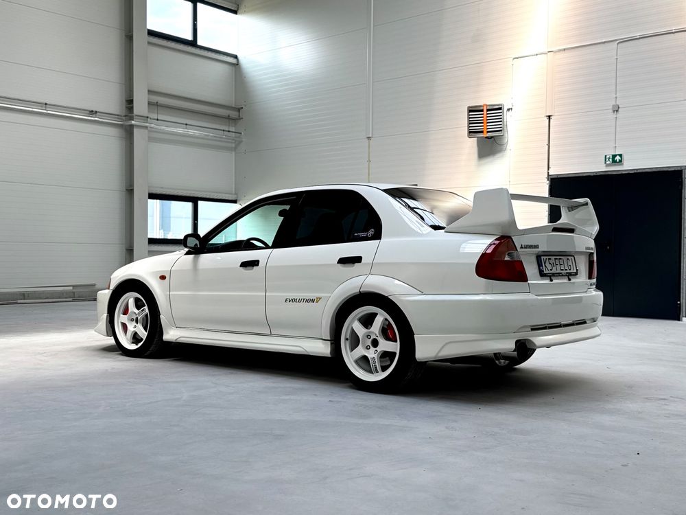 Mitsubishi Lancer - 8