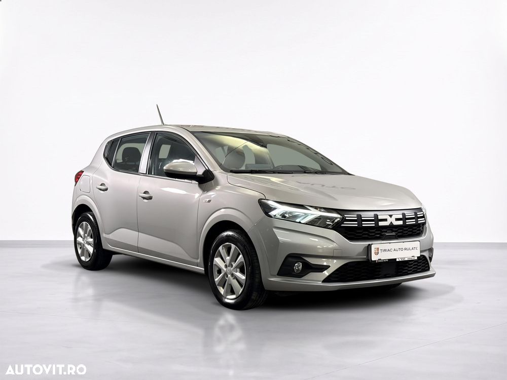 Dacia Sandero - 8