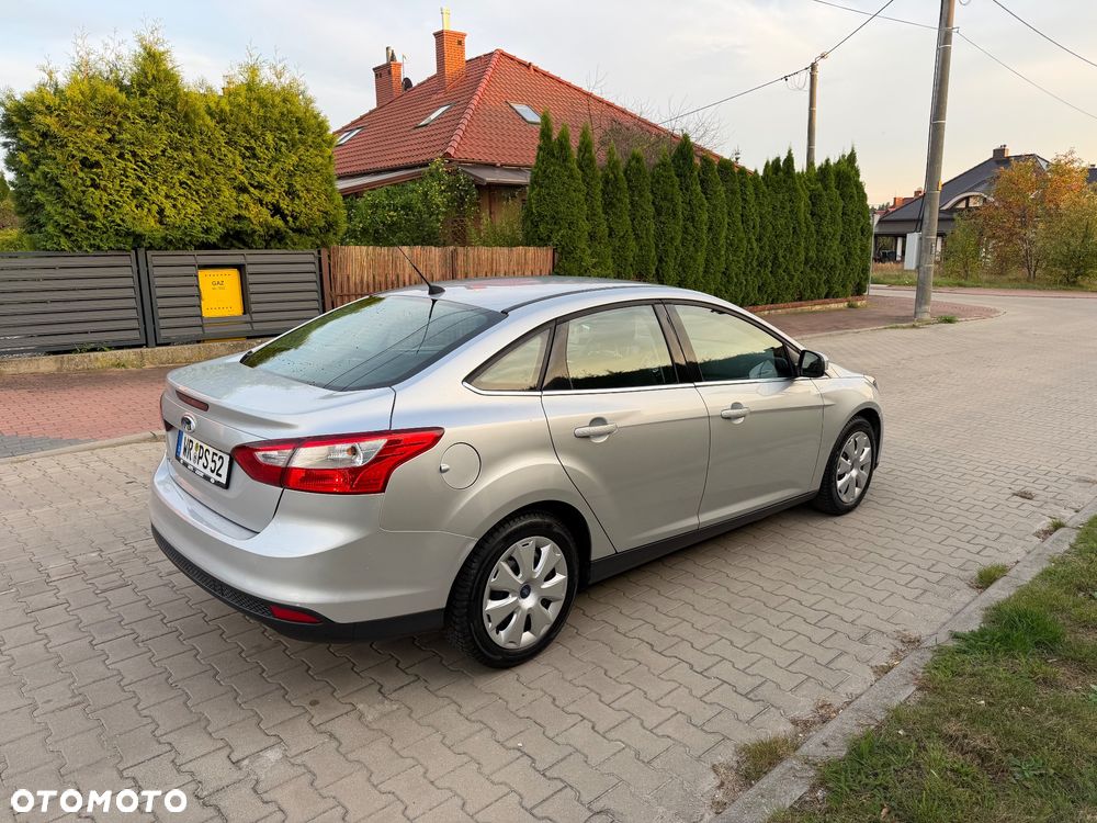Ford Focus 1.6 Ti-VCT Titanium - 3