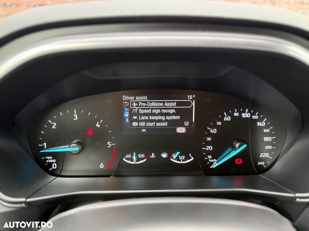 Ford Focus 1.5 EcoBlue Start-Stopp-System TITANIUM STYLE - 38