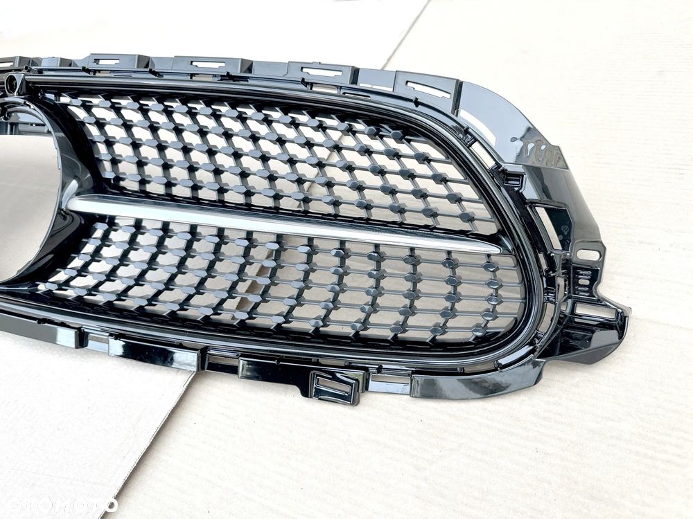 ATRAPA GRILL Mercedes E-klasa W213 W238 Lift - AMG - 2