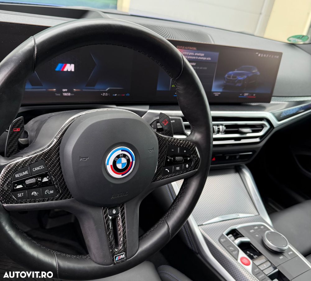 BMW M2 M240i AT - 11