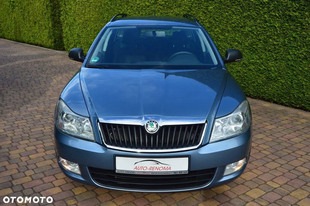 Skoda Octavia 1.6 Ambiente - 34