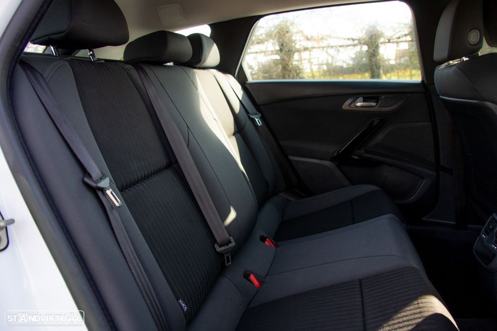 Peugeot 508 SW 1.6 e-HDi Allure 2-Tronic 105g - 31