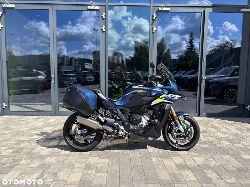 BMW XR - 2