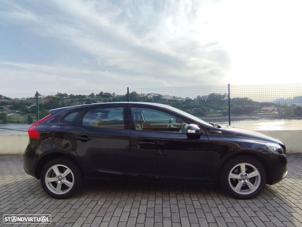 Volvo V40 2.0 D2 Kinetic Eco - 5