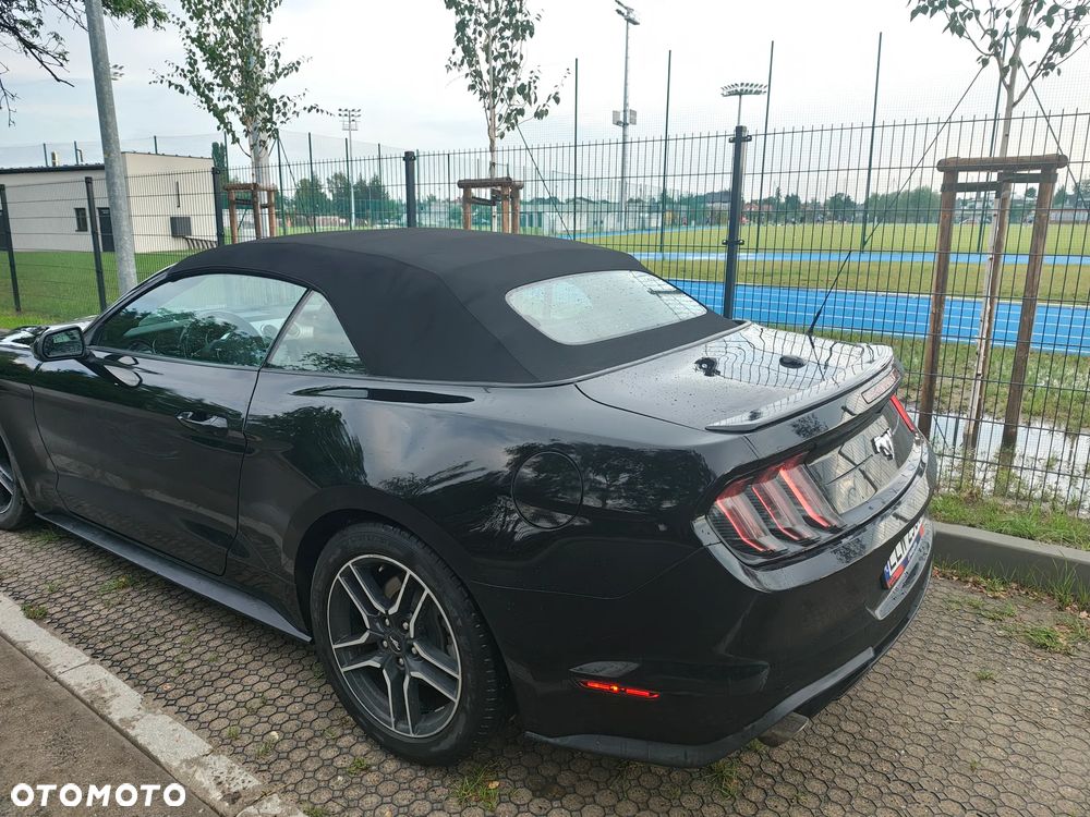 Ford Mustang - 14