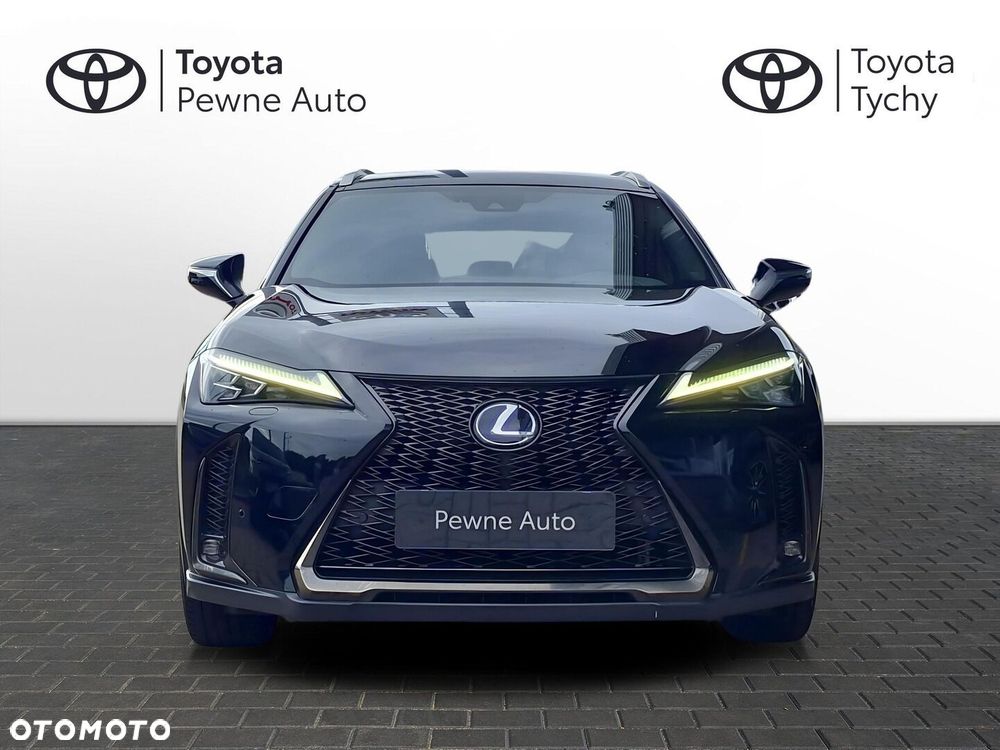 Lexus UX - 5