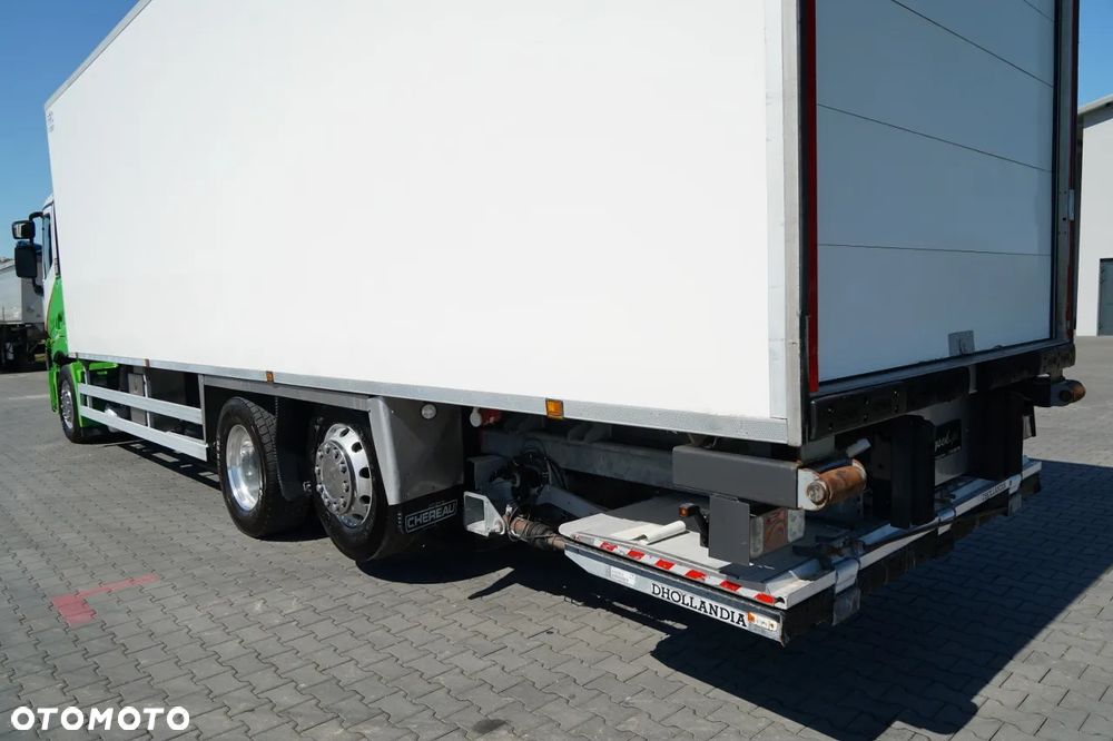 Renault T 430 / 6x2 / CHŁODNIA -9 M / AGREGAT CARRIER SUPRA 1250 / WINDA ZAŁADOWCZA / ROLETA / OŚ PODNOSZONA / SKRĘTNA - 12