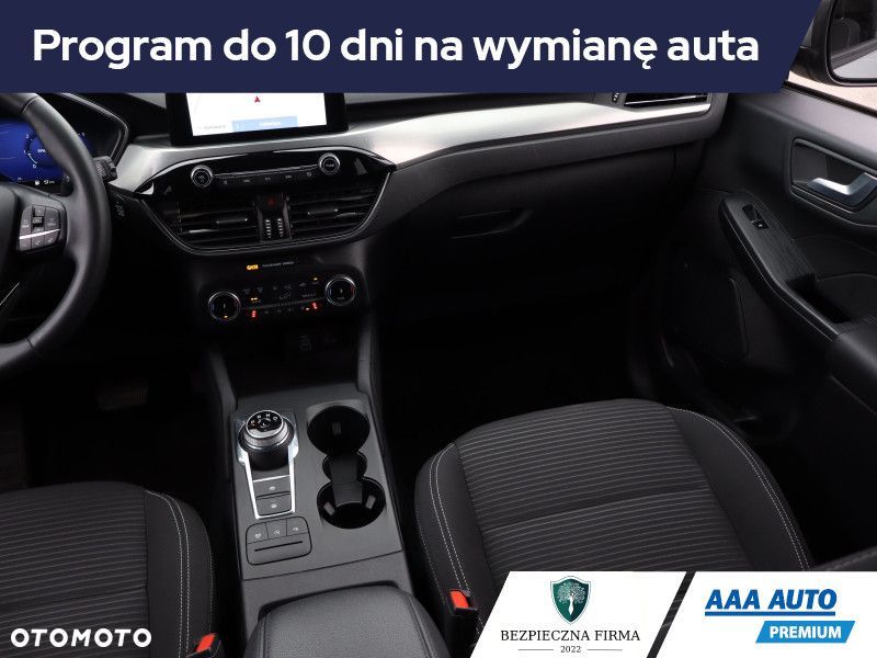 Ford Kuga - 9