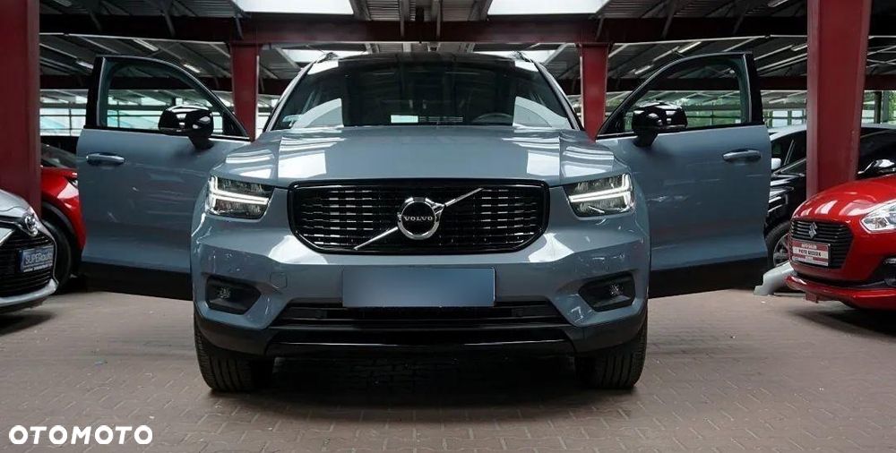 Volvo XC 40 B4 B AWD R-Design - 5