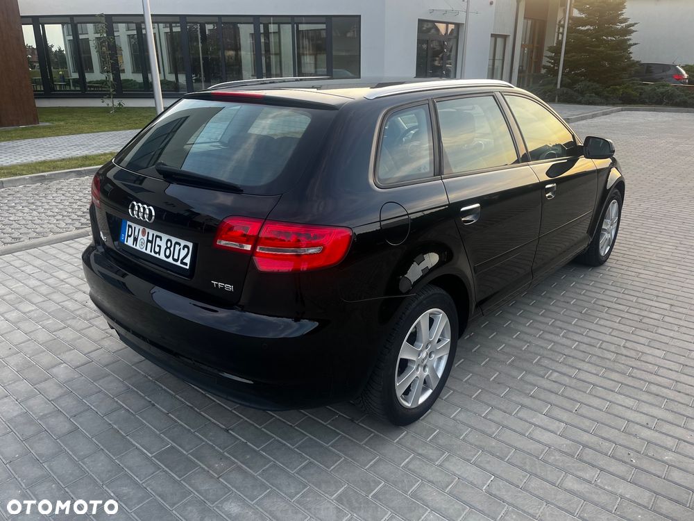 Audi A3 Sportback 1.2 TFSI Ambiente - 9