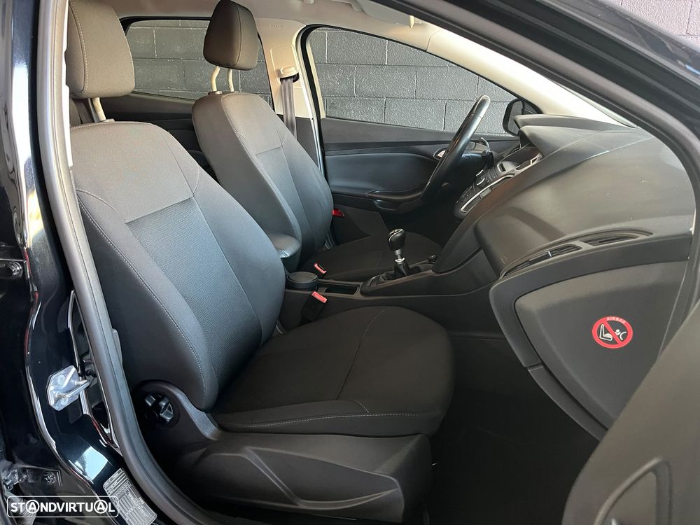 Ford Focus SW 1.5 TDCi Trend+ - 11
