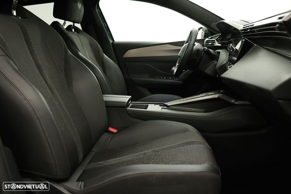 Peugeot 308 SW 1.2 PureTech GT EAT8 - 19