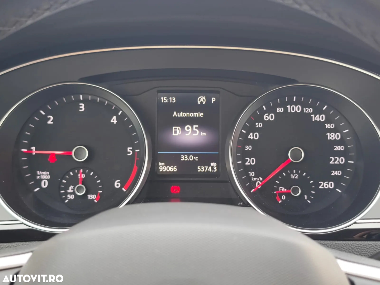 Volkswagen Passat - 15