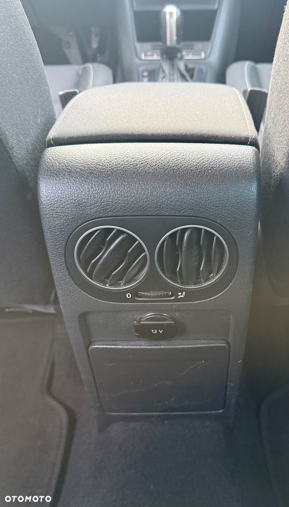 Volkswagen Golf Plus 2.0 TDI DPF DSG MATCH - 20