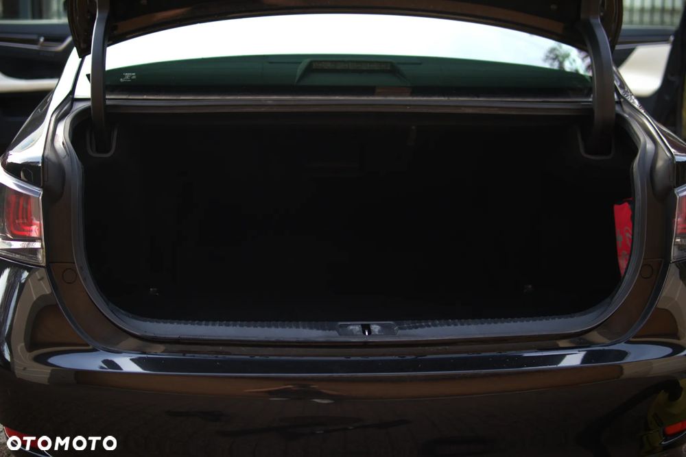 Lexus GS 200t Luxury Line - 17