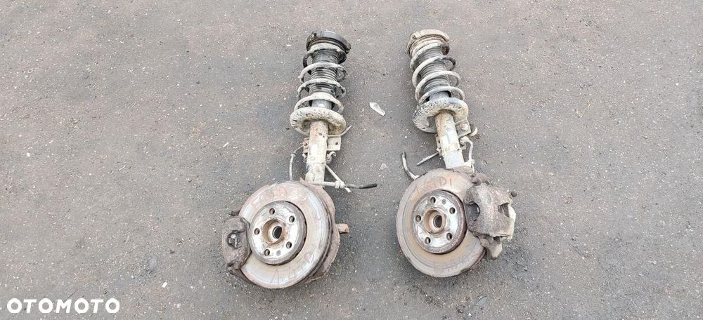 MCPHERSON ZWROTNICA PRZÓD LEWY PRAWY ZWROTNICA SKODA FABIA 1 2002 1.4 TDI - 1