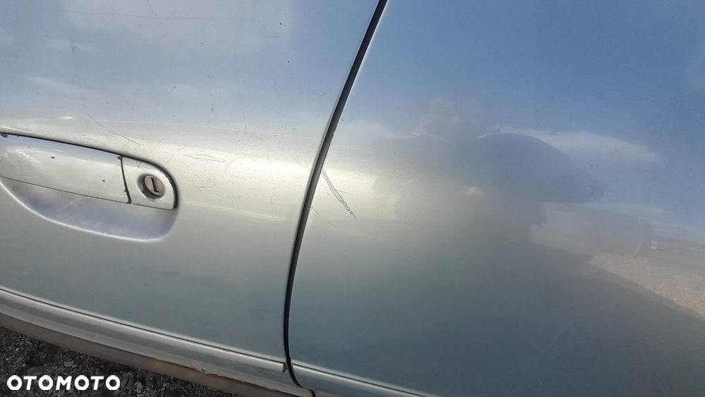 AUDI A3 8L LIFT FL 5D DRZWI LEWY TYŁ TYLNE LEWE KOMPLETNE LY7R nr. 32/3 - 2