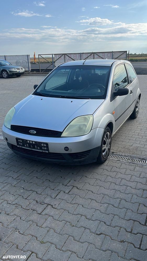 Dezmembram Ford Fiesta 1.4 Diesel din 2004 - 2