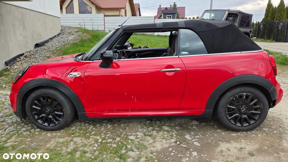 MINI Cooper S Sidewalk Trim - 4