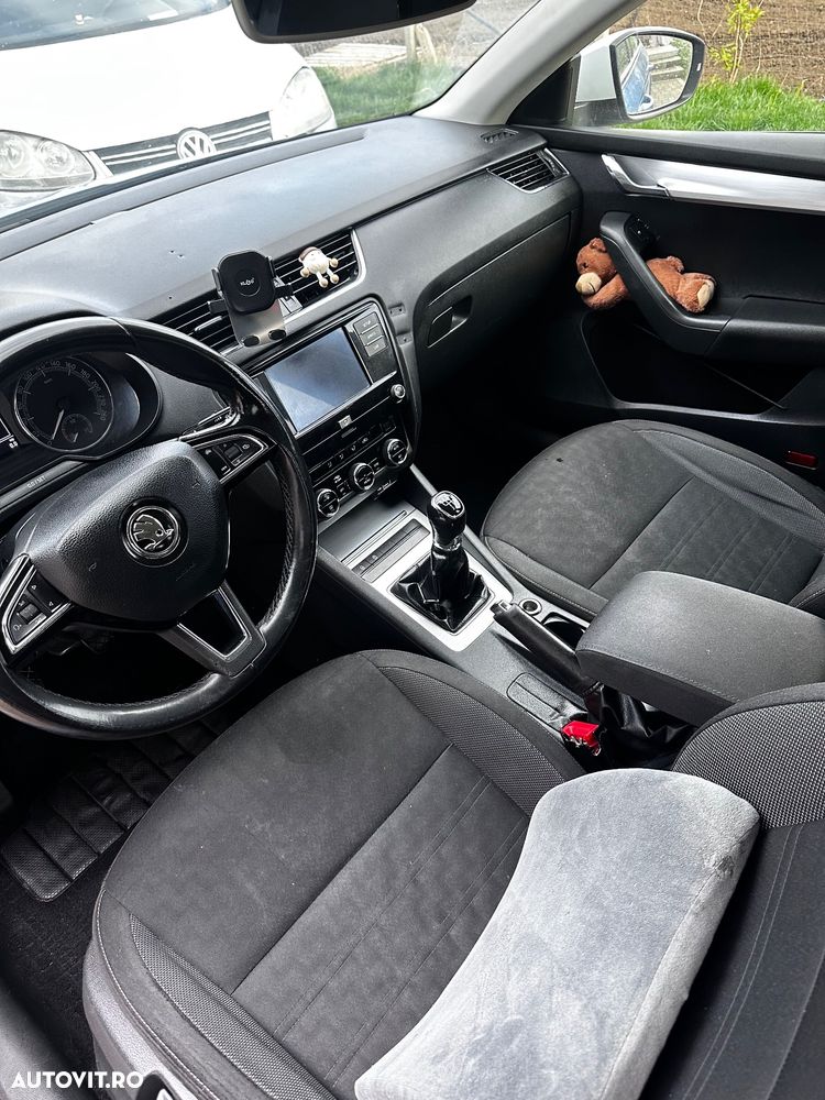 Skoda Octavia 2.0 TDI Ambition - 2