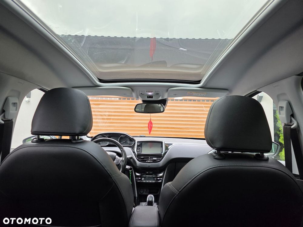 Peugeot 2008 PureTech 110 Stop&Start Crossway - 13