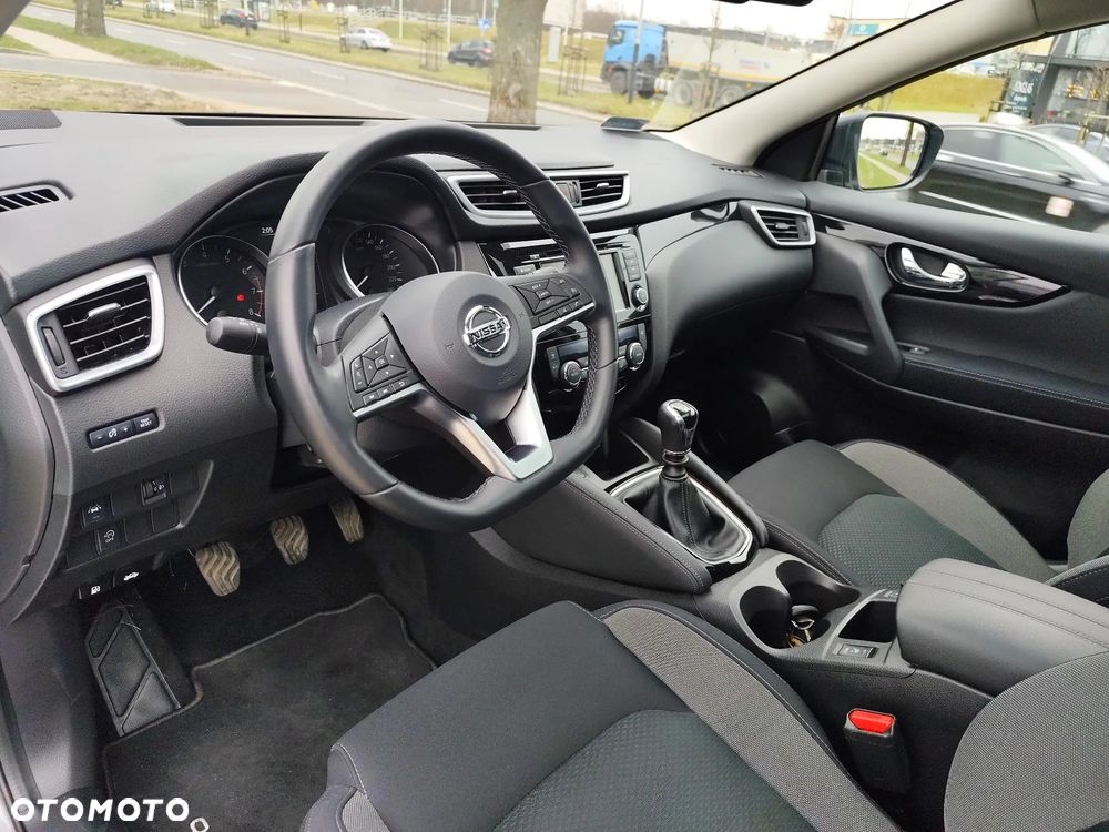 Nissan Qashqai 1.3 DIG-T N-Connecta EU6d - 10