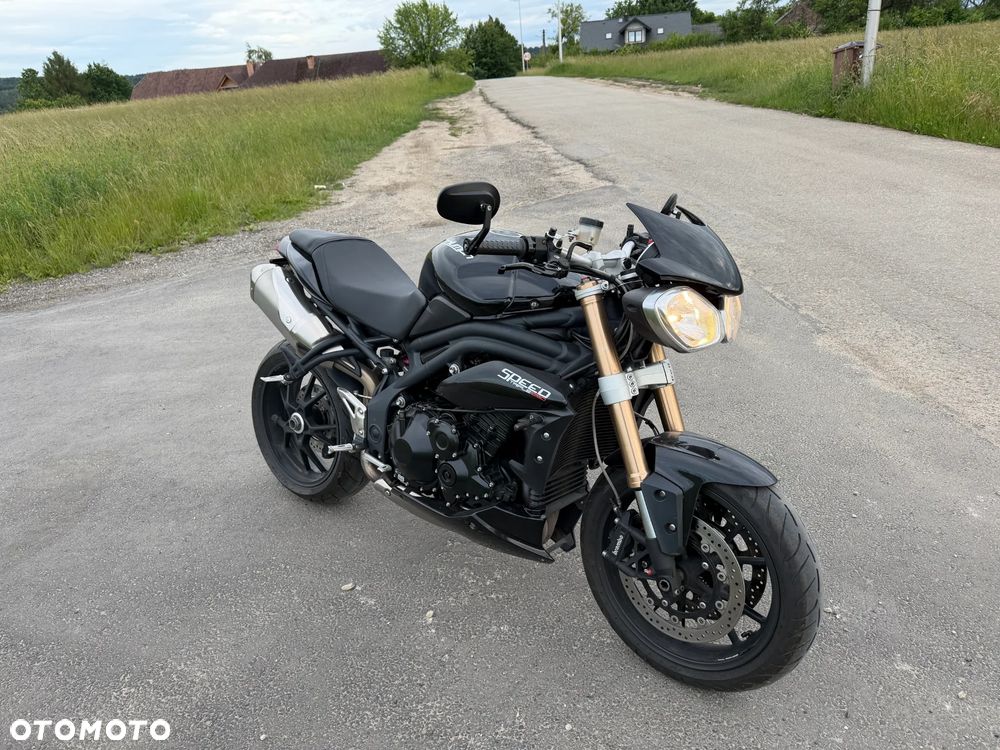 Triumph Speed Triple - 1