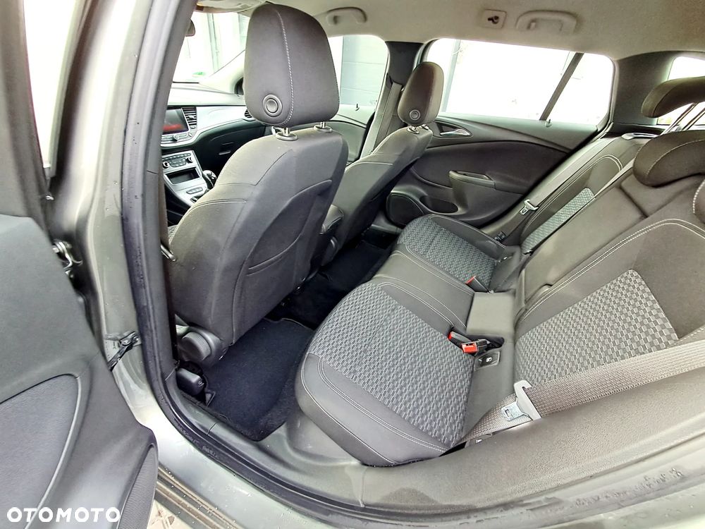 Opel Astra 1.6 CDTI Enjoy - 20