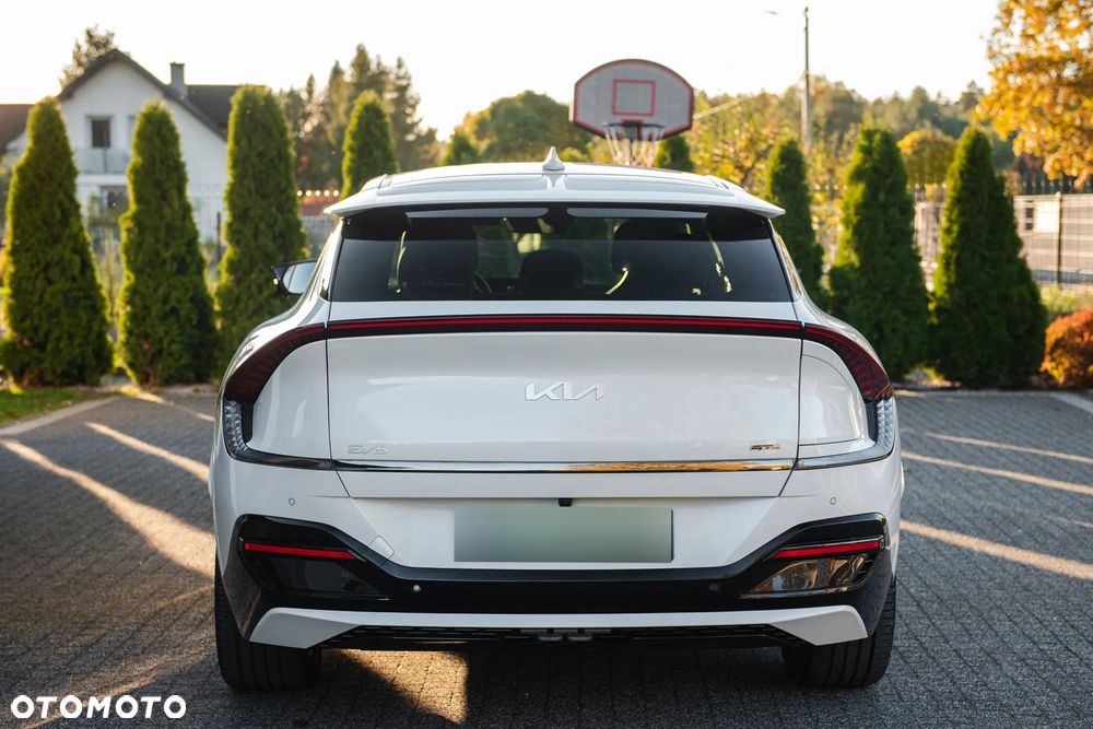 Kia EV6 - 8