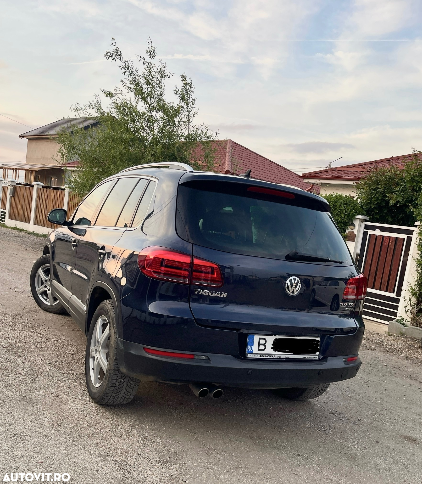 Volkswagen Tiguan 2.0 TDI DPF 4Motion BlueMotion Technology DSG Lounge Sport & Style - 15