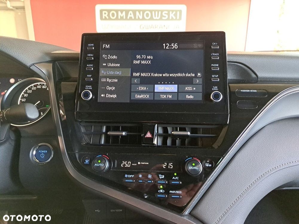 Toyota Camry 2.5 Hybrid Prestige CVT - 20