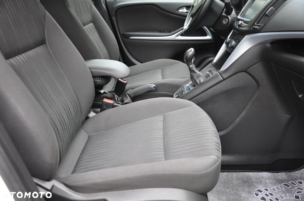 Opel Zafira 2.0 D (CDTI ecoFLEX) Start/Stop Innovation - 22