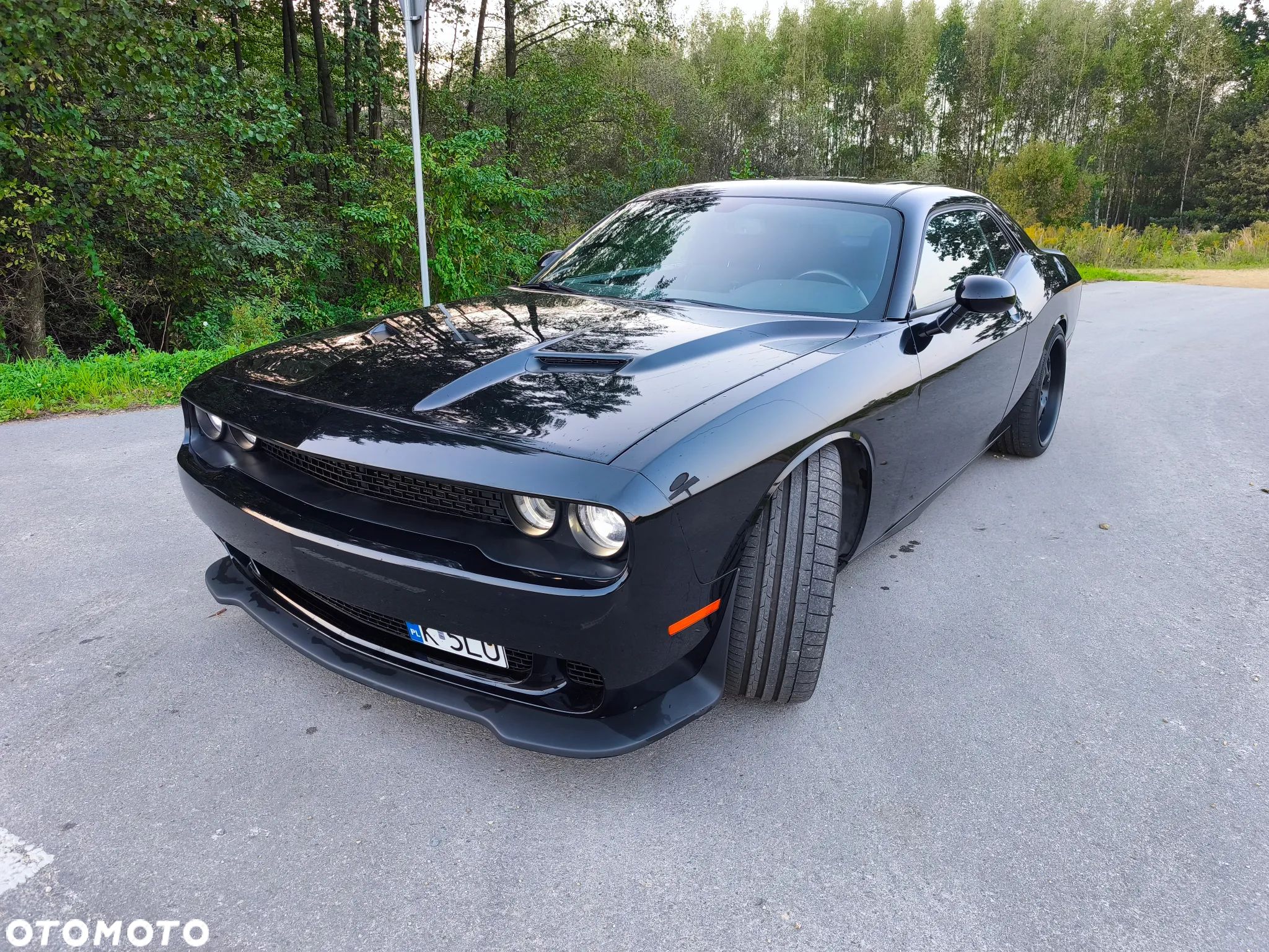 Dodge Challenger - 1