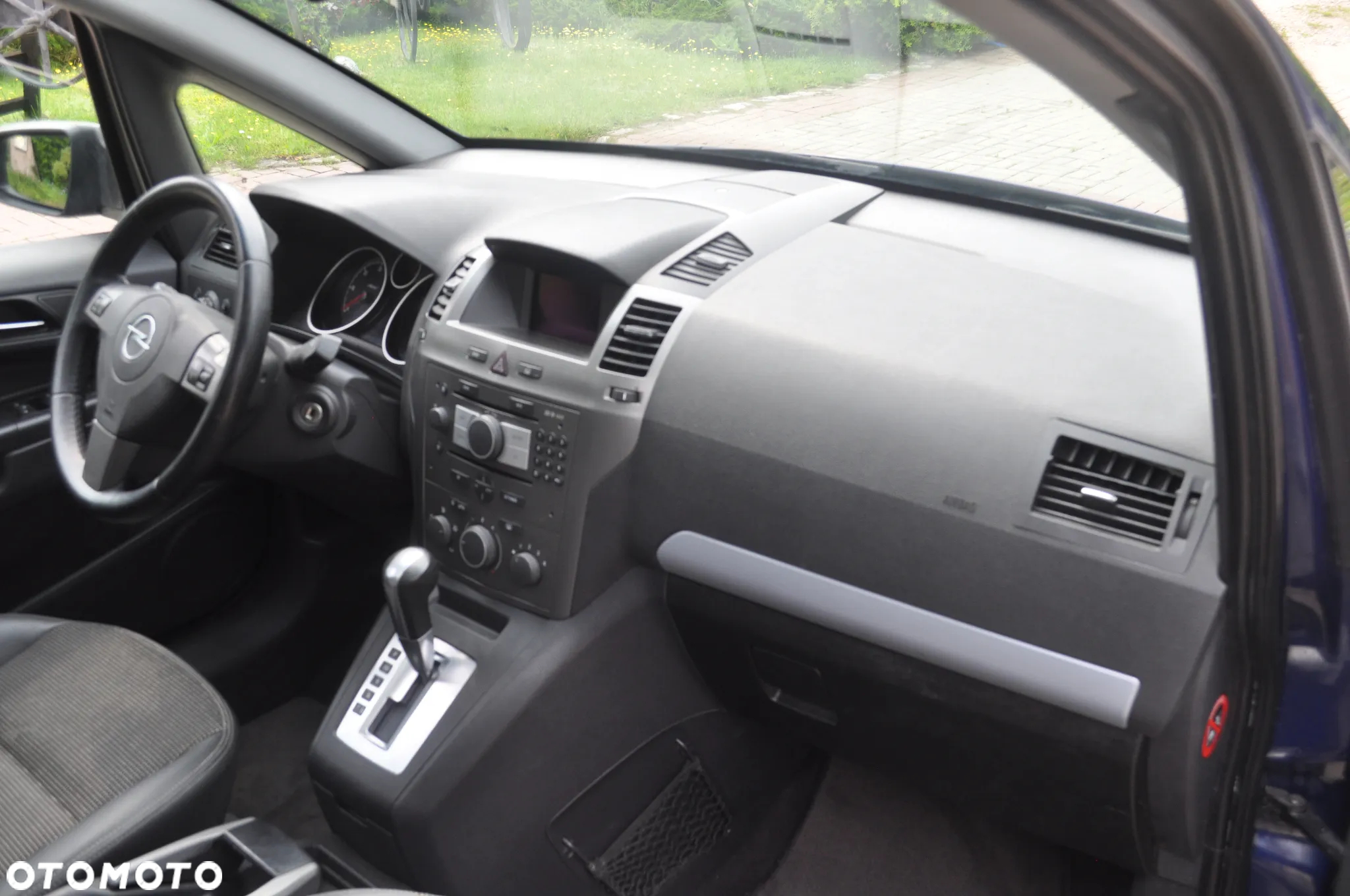 Opel Zafira 1.9 CDTI Automatik Cosmo - 10